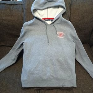 Thick comfortable vintage Aeropostale hoodie in a size medium.